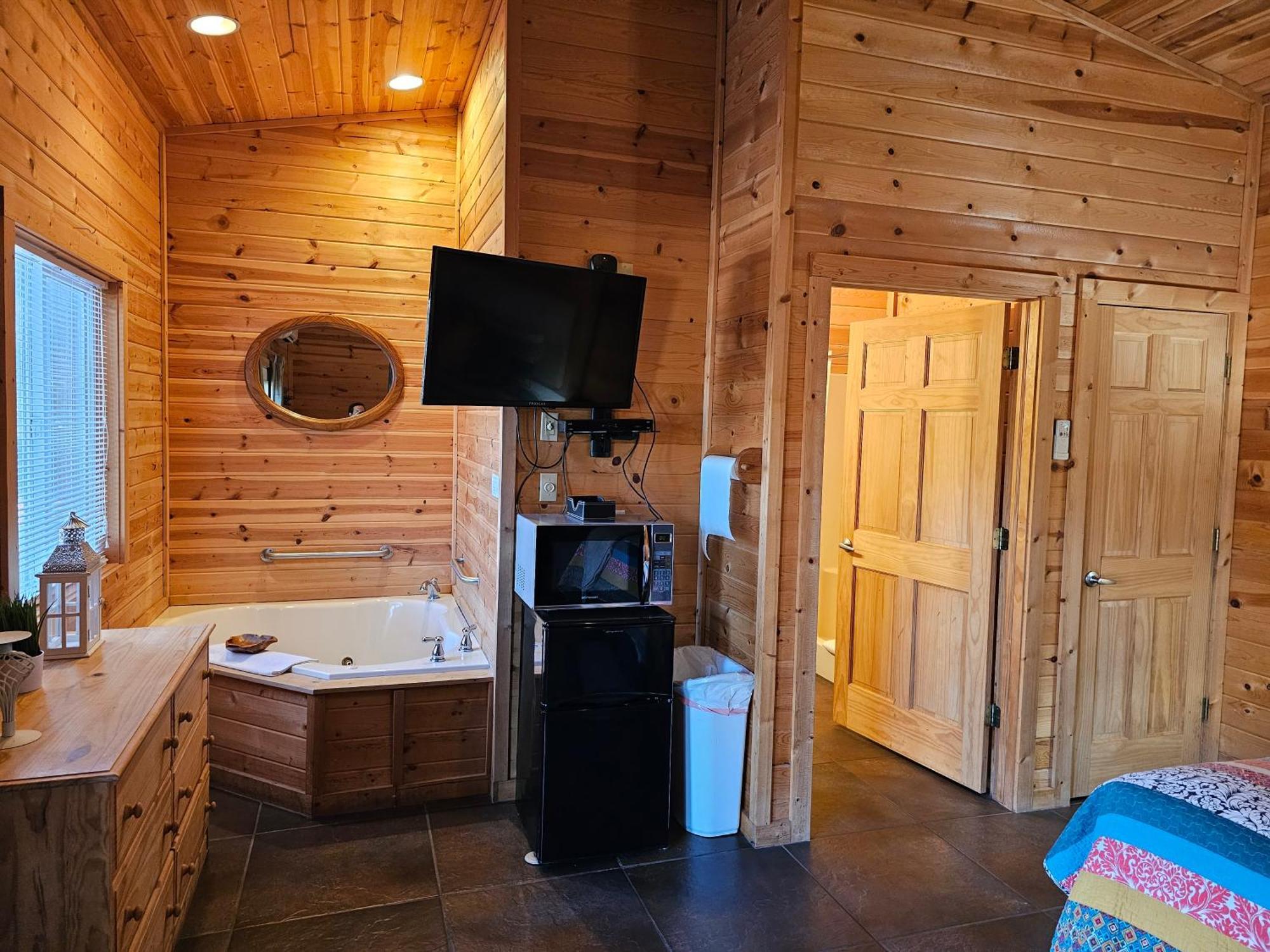5 Min To Beaver Lake-King Bed-Fire Pit-Jetted Tub #4 Eureka Springs Exterior foto
